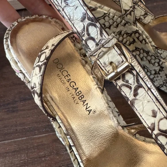 Dolce & Gabbana Cream and Brown Snake Print Wedges - Picture 5 of 8